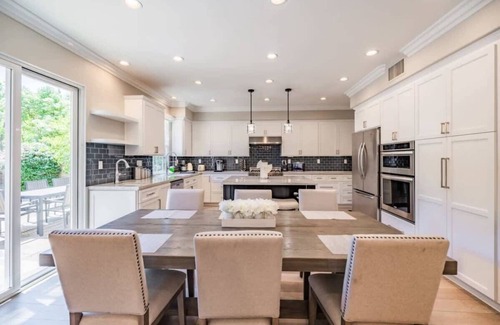 Woodbury House | @ Marbella Lane - Modern and Sophisticated Home