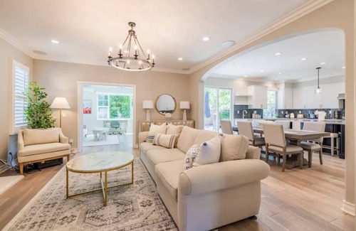 Woodbury House | @ Marbella Lane - Modern and Sophisticated Home