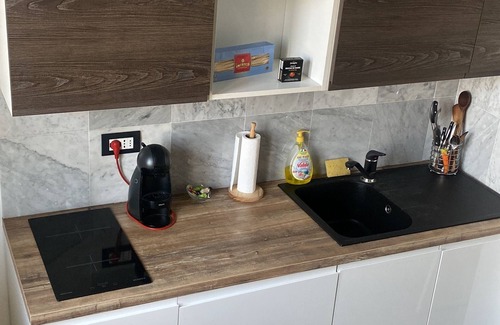 Prato Apartment | Marble apartment in Prato