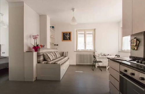 Massa Apartment | Marble House in Tuscany