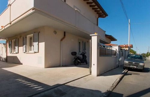 Massa Apartment | Marble House in Tuscany