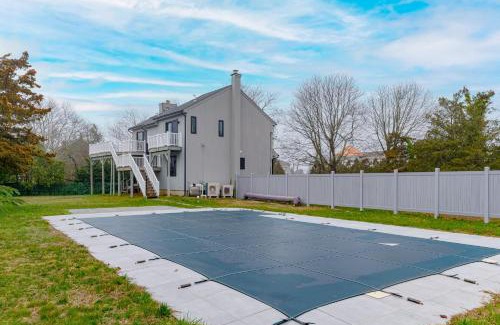 Hampton Bays House | Marble & Sun