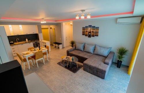 Constanta Apartment | Marc Holiday Moonlight