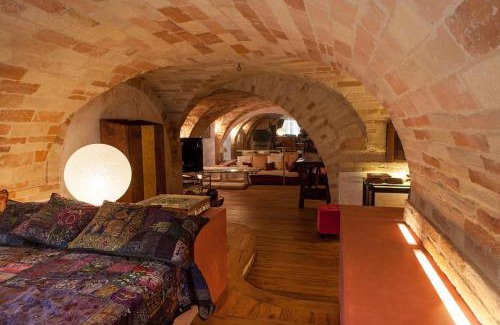 Fermo Apartment | MarcheAmore - Bottega di Giacomino for art lovers, with private courtyard