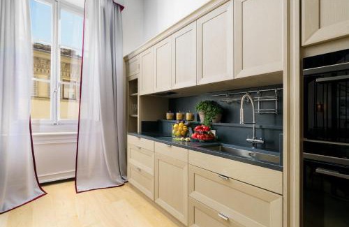 Santa Croce Apartment | Marchesa Olympia - La Dimora degli Affreschi Florence