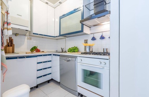 Marina di Massa Apartment | Mare 7 250m From Sea, Marina di Massa, Italy