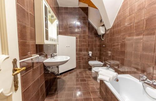 Falerone House | Mare & Monti scopri le Marche