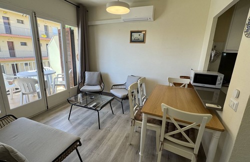 Mas Pinell Apartment | Mare Nostrum 323 - Renewed, aircon and close to the beach
