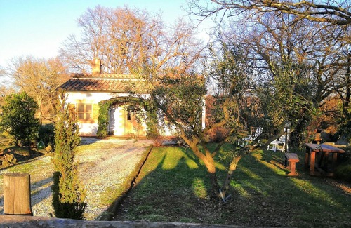 Sovana House | Maremma Country chic, an ideal place to immerse yourself in contact with nature,.