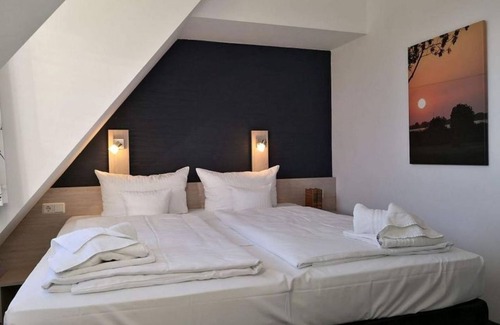 Stolpe Apartment | Marengo RE-11 - Comfortable non-smoking apartment The Marengo coach house RE-11 at