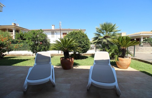 Muro Ski Chalet | MARGARITA · Aircon, wifi, terrace, garden, 150m from the beach