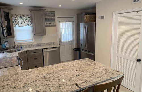 Margate City Condo | Margate City Beach~Close to shopping~Beach~Tomatoes~LucynMonthly Stays Oct-April