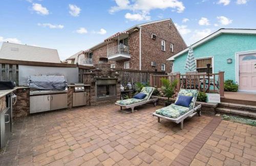 Margate City House | Margate Home w/Large Outdoor Kitchen