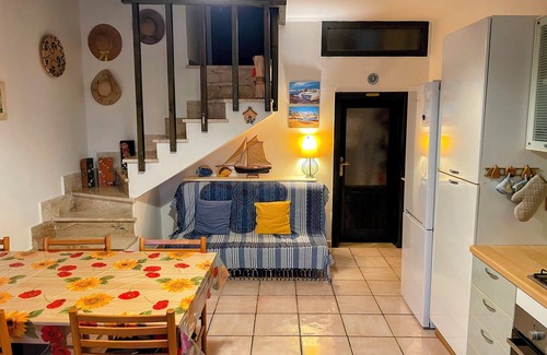 Torre dei Corsari Apartment | Margot Sardinia House. Comfortable apartment 10 minutes from the beach.