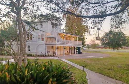 St. Gabriel Bed & Breakfast | Marguerite Bed and Breakfast