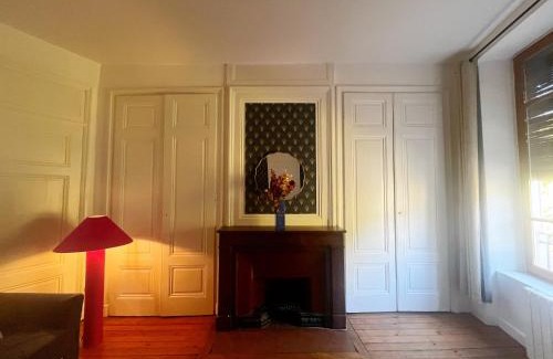 Vaise Apartment | Maria - appartement 4 personnes - check in h24 - wifi