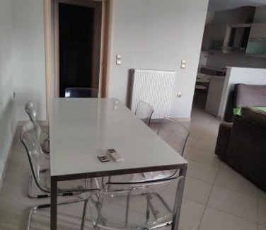 Arta Apartment | Maria's Apartment