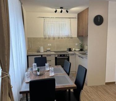 Surcin Apartment | Mariachi Surčin