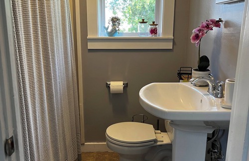 Salem Apartment | Mariam's On Becket