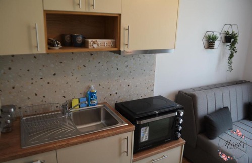 Perama Apartment | Marieli Studio με Θέα