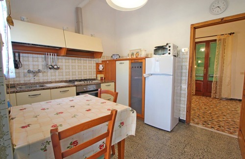Marina di Massa House | Mariella - House for 5, Outside area, Parking, 900m from Sea, WIFI