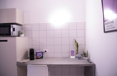 Roseto degli Abruzzi Condo | MARIGOLD RESIDENCE: AMETHYST ORCHID