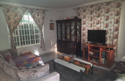 Amboseli Bed & Breakfast | Marigold Park B&B