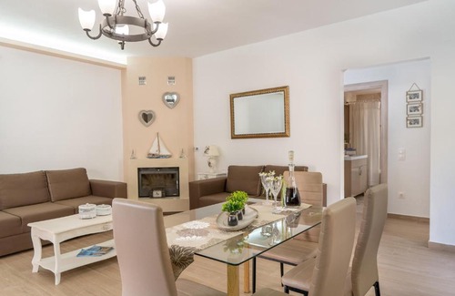 Makry Gialos Apartment | Marilena