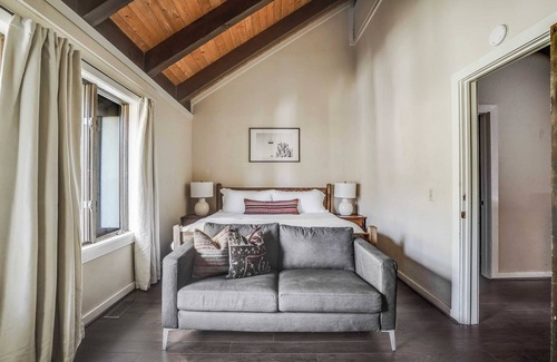 Olympic Valley Cabin | Marillac by Avantstay Gorgeous Ski Cabin w/Balcony & Patio