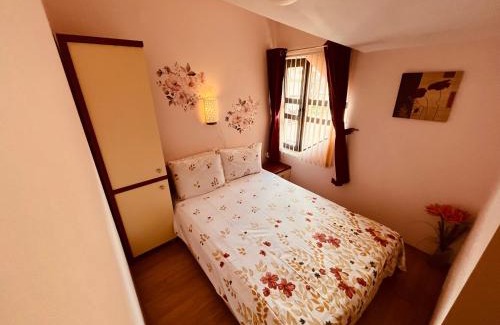 Kvartal Noviya Grad Apartment | Marina Apartment - Mountain View