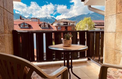 Kvartal Noviya Grad Apartment | Marina Apartment - Mountain View