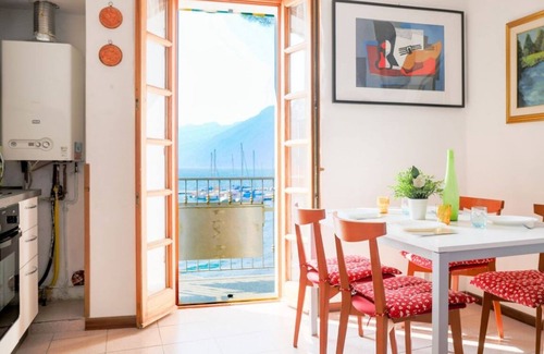 Bellano Apartment | MARINA BAY by Design Studio