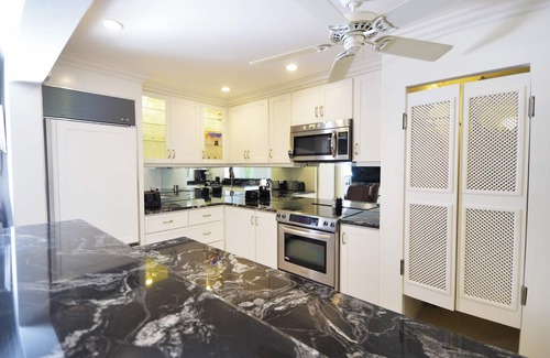 Douglas Condo | Marina Blue with pool and club house access