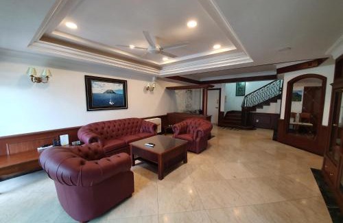 Downtown Kota Kinabalu Apartment | Marina Court Luxury Penthouse