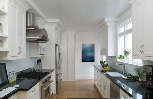Marina District Apartment | Marina District Flat - A very nice home in a great location! 30 day minimum stay