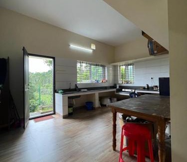 Gudalur House | Marina Homestay