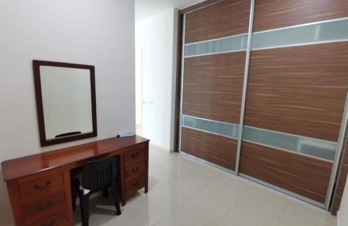 Lumut House | Marina Island Semi D 4 Room 10 Pax