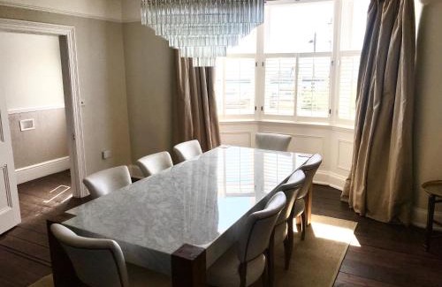Ramsgate House | Marina Retreat - Stunning 4 bedroom, 3 bathroom house with harbour views!