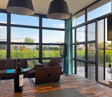 Olburgen House | Marina Strandbad Chalet IJssel Oase mit Zaun Haus Nr 77