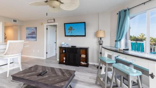 Tavernier House | Marina to Ocean View Key Largo Ocean Pointe 5308