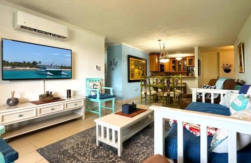 Sardinera Apartment | Marina View Condo 2 Bed - 2 Bath Sleeps 7