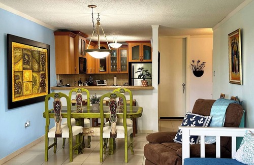 Sardinera Apartment | Marina View Condo 2 Bed/2 Bath Sleeps 7