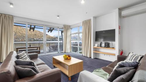 Frankton Apartment | Marina Views - Apt 207