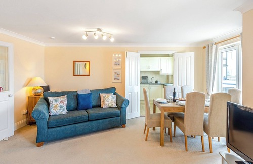 Brixham Apartment | Marina views at this spacious and stylish apartment.