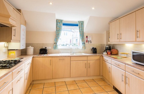 Brixham Apartment | Marina views from this stunning apartment.