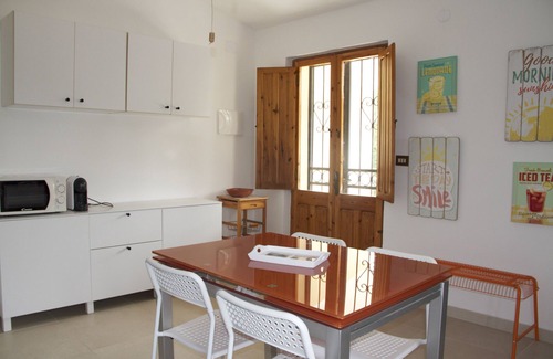 Chia Apartment | Marine Apt (First Floor) 3 min walk to the beach!