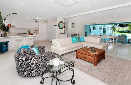 Rocky Point House | Marine | Newell Beach