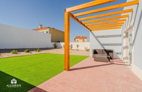 Torres Vedras House | Mario's House - Cozy house near Santa Cruz