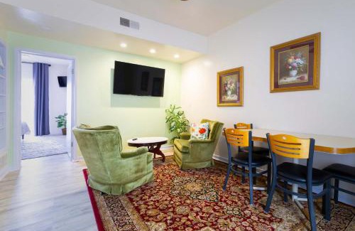 Kerrville Apartment | Mariposa Buckeye - Retreat for 2