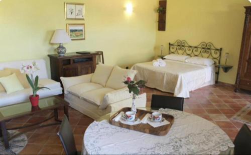 Castagnito Apartment | Mari’s House